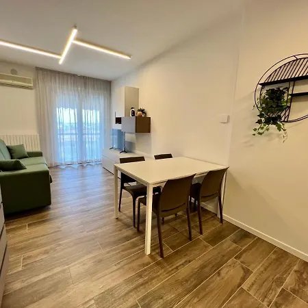 Aparthotel Kristall Desenzano del Garda