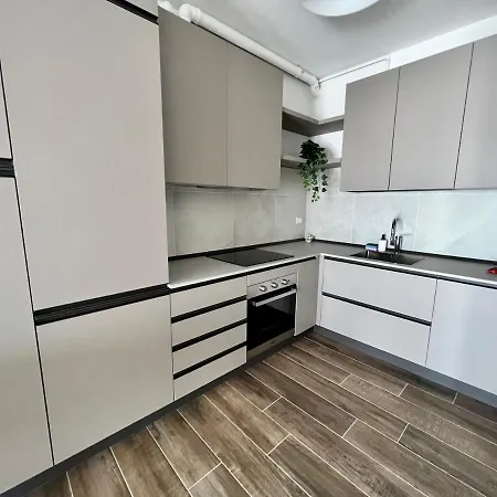 Kristall Apart Otel
