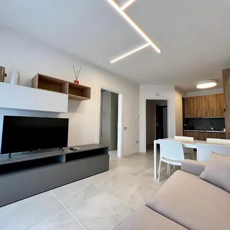 Kristall Apart Otel 4*