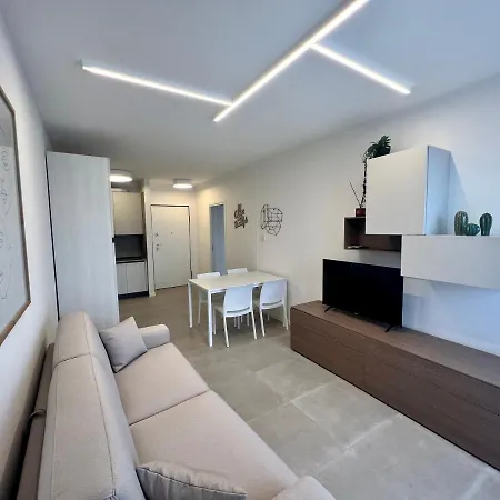 Apart Otel Kristall 4*