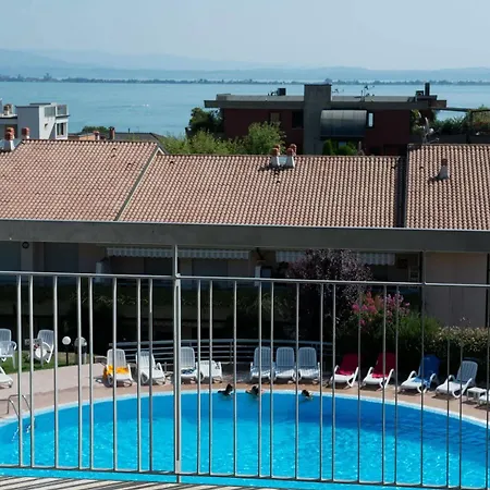 Kristall 4* Desenzano del Garda