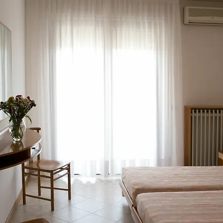 Apart Otel Kristall Desenzano del Garda